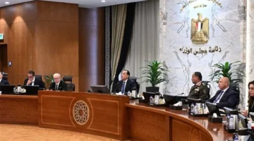 تفاصيل زيادة الحد الأدنى للأجور 1000 جنيه وتطبيق حوافز للقطاعين التعليمي والطبي